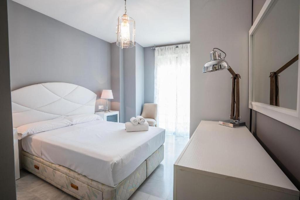 Apartamento Centrico Frente Villa Oniria Гранада Екстер'єр фото
